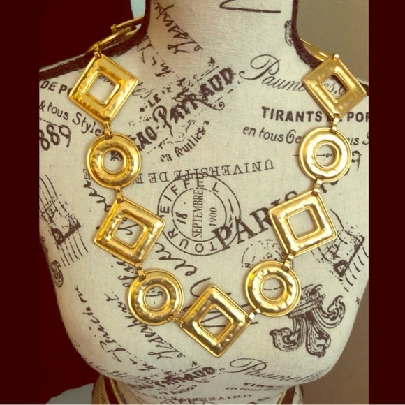 ESCADA Women’s Designer Elegant Vintage Gilded Gold Geometric Belt Made in Spain - Picture 6 of 16